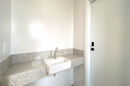 Apartamento à venda com 63m², 3 quartos e 2 vagasBanheiro das Semi suites