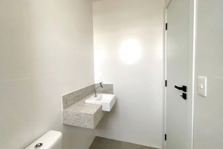 Apartamento à venda com 127m², 2 quartos e 2 vagasBanheiro da Suíte 2