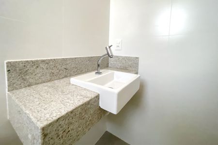 Apartamento à venda com 127m², 2 quartos e 2 vagasBanheiro da Suíte 2