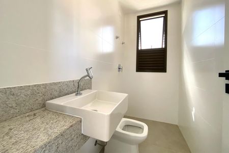 Apartamento à venda com 127m², 2 quartos e 2 vagasBanheiro da Suíte 1