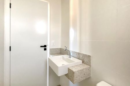 Apartamento à venda com 127m², 2 quartos e 2 vagasBanheiro da Suíte 1