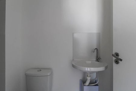 Apartamento para alugar com 25m², 1 quarto e sem vaga Apartamento para alugar com 25m², 1 quarto e sem vagaBanheiro social