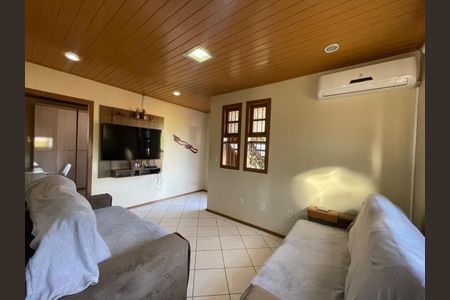 Casa à venda com 4 quartos, 170m² em Feitoria Seller, São Leopoldo