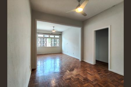Apartamento à venda com 84m², 2 quartos e 1 vaga Apartamento à venda com 84m², 2 quartos e 1 vagaSala