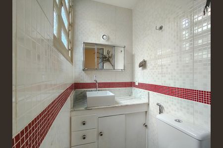 Apartamento à venda com 84m², 2 quartos e 1 vaga Apartamento à venda com 84m², 2 quartos e 1 vagaBanheiro da Suíte