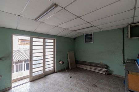 Casa à venda com 250m², 5 quartos e 6 vagas Casa à venda com 250m², 5 quartos e 6 vagasQuarto Externo 1