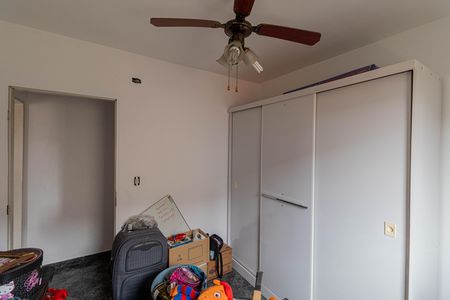 Casa à venda com 250m², 5 quartos e 6 vagas Casa à venda com 250m², 5 quartos e 6 vagasQuarto 2