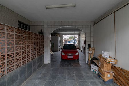 Garagem de casa à venda com 5 quartos, 250m² em Artur Alvim, São Paulo