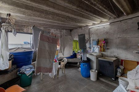 Casa à venda com 250m², 5 quartos e 6 vagas Casa à venda com 250m², 5 quartos e 6 vagasTerraço