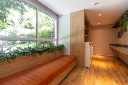 Área comum - Lavanderia de kitnet/studio para alugar com 1 quarto, 31m² em Pinheiros, São Paulo