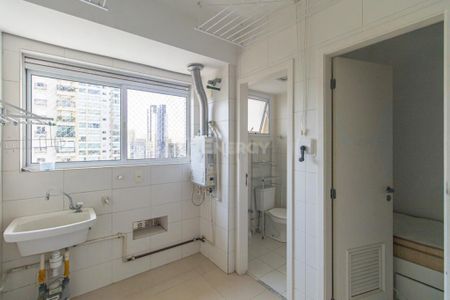 Apartamento à venda com 233m², 3 quartos e 4 vagas