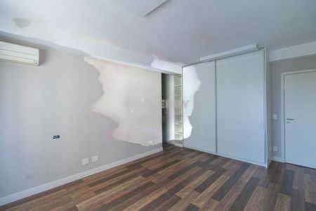 Apartamento à venda com 233m², 3 quartos e 4 vagas