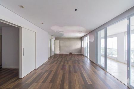 Apartamento à venda com 233m², 3 quartos e 4 vagas