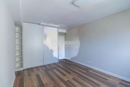 Apartamento à venda com 233m², 3 quartos e 4 vagas