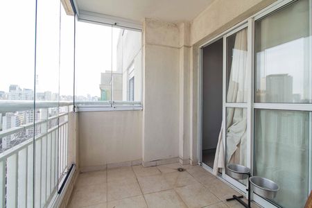 Apartamento à venda com 68m², 2 quartos e 1 vagaVaranda