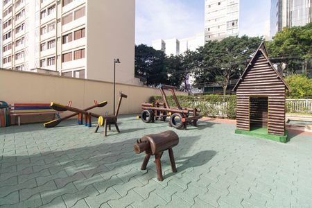 Apartamento à venda com 68m², 2 quartos e 1 vagaÁrea comum - Playground