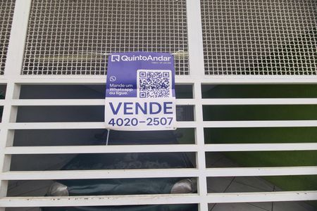 Casa à venda com 100m², 3 quartos e 2 vagasplaquinha