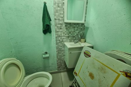 Casa à venda com 100m², 3 quartos e 2 vagasBanheiro varanda