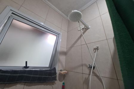 Casa à venda com 100m², 3 quartos e 2 vagasBanheiro da Suíte