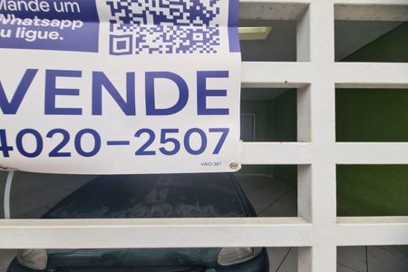 Casa à venda com 100m², 3 quartos e 2 vagascodigo plaquinha