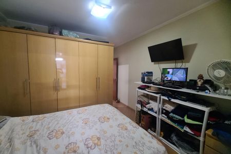 Casa à venda com 100m², 3 quartos e 2 vagasSuite