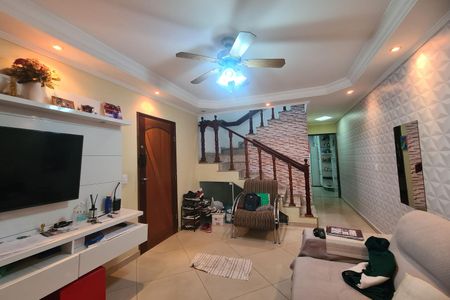 Casa à venda com 100m², 3 quartos e 2 vagasSala