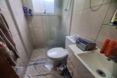 Casa à venda com 100m², 3 quartos e 2 vagasBanheiro