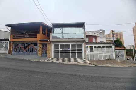 Casa à venda com 100m², 3 quartos e 2 vagasFachada