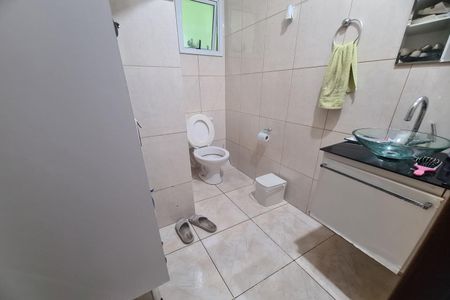 Casa à venda com 100m², 3 quartos e 2 vagasLavabo