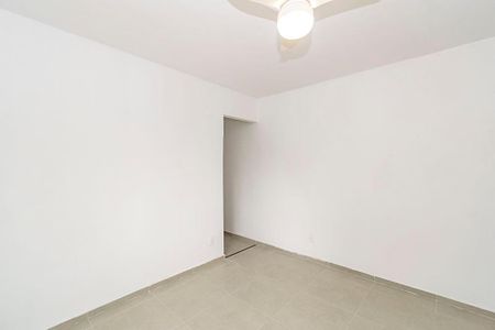 Sala de apartamento para alugar com 3 quartos, 72m² em Vista Alegre, Rio de Janeiro