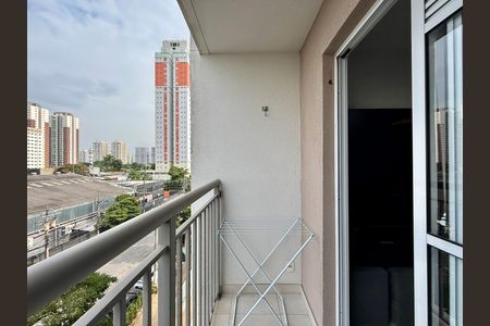 Apartamento para alugar com 27m², 1 quarto e sem vaga Apartamento para alugar com 27m², 1 quarto e sem vagaSacada