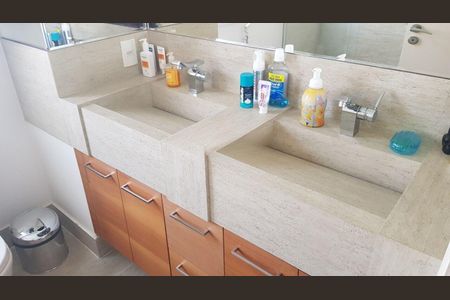 Apartamento à venda com 161m², 3 quartos e 3 vagas