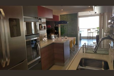Apartamento à venda com 161m², 3 quartos e 3 vagas