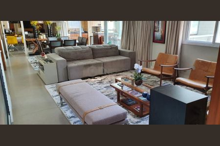Apartamento à venda com 161m², 3 quartos e 3 vagas