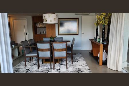 Apartamento à venda com 161m², 3 quartos e 3 vagas