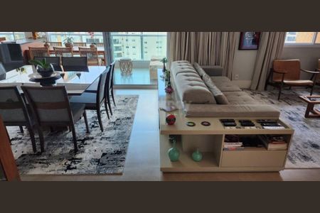 Apartamento à venda com 161m², 3 quartos e 3 vagas