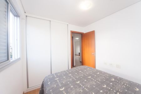 Apartamento à venda com 75m², 3 quartos e 2 vagasquarto 2