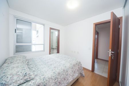 Apartamento à venda com 75m², 3 quartos e 2 vagassuite 