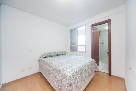 Apartamento à venda com 75m², 3 quartos e 2 vagassuite 