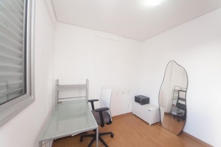Apartamento à venda com 75m², 3 quartos e 2 vagasquarto 1