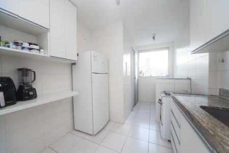 Apartamento à venda com 75m², 3 quartos e 2 vagasCozinha