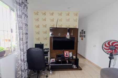 Sala de casa para alugar com 2 quartos, 60m² em Cidade São Mateus, São Paulo