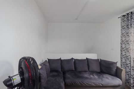 Sala de casa para alugar com 2 quartos, 60m² em Cidade São Mateus, São Paulo