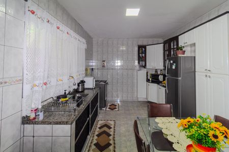 Casa para alugar com 60m², 2 quartos e 1 vagaCozinha