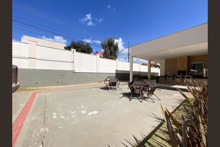 Apartamento à venda com 45m², 2 quartos e 1 vaga Apartamento à venda com 45m², 2 quartos e 1 vagaÁrea comum - Churrasqueira