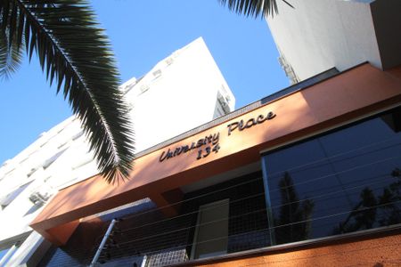 Apartamento para alugar com 78m², 2 quartos e 2 vagasFachada