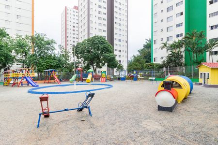 Apartamento à venda com 52m², 2 quartos e 1 vaga Apartamento à venda com 52m², 2 quartos e 1 vagaÁrea comum - Playground