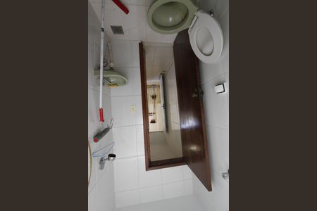 Casa à venda com 220m², 4 quartos e 2 vagasbanheiro 6