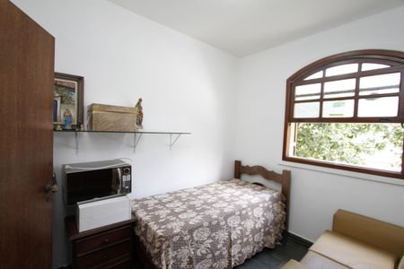 Casa à venda com 220m², 4 quartos e 2 vagasQuarto 3 