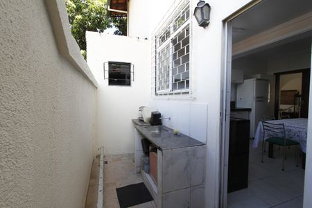 Casa à venda com 220m², 4 quartos e 2 vagasÁrea de Serviço